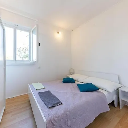 Semesterbostad Family Friendly House With A Swimming Pool Kotlenice, Zagora - 22219