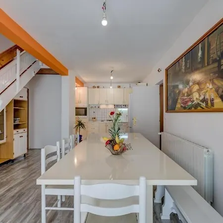 Family Friendly House With A Swimming Pool Kotlenice, Zagora - 22219 Semesterbostad