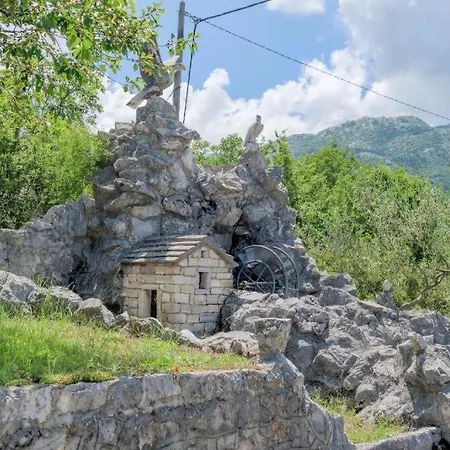 Family Friendly House With A Swimming Pool Kotlenice, Zagora - 22219 Semesterbostad Dugopolje